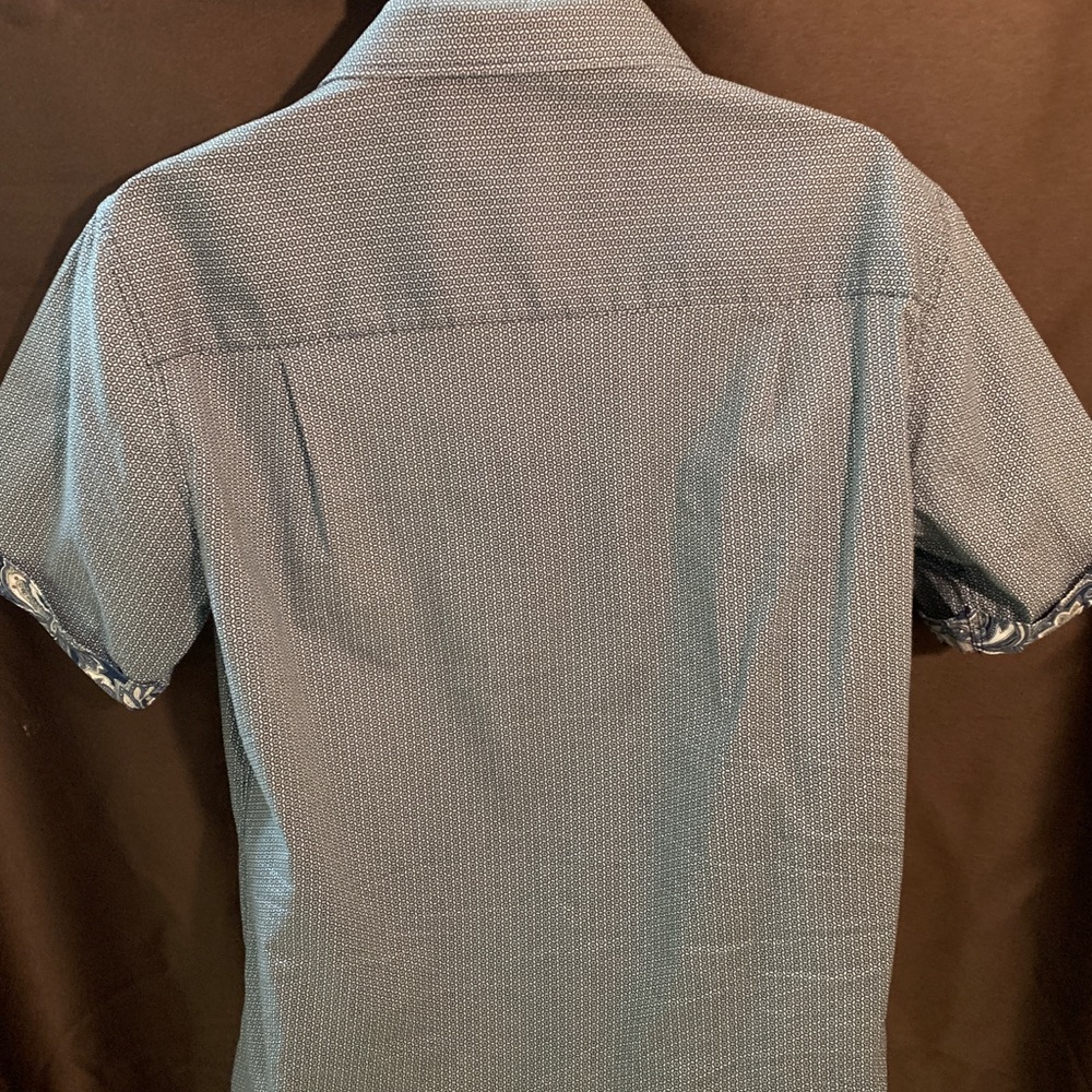Signature Studio button up - Picture 4 of 5